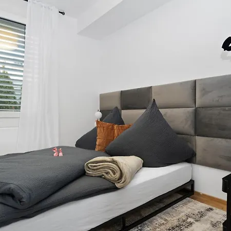 Anytime - An Der Uferpromenade Apartment